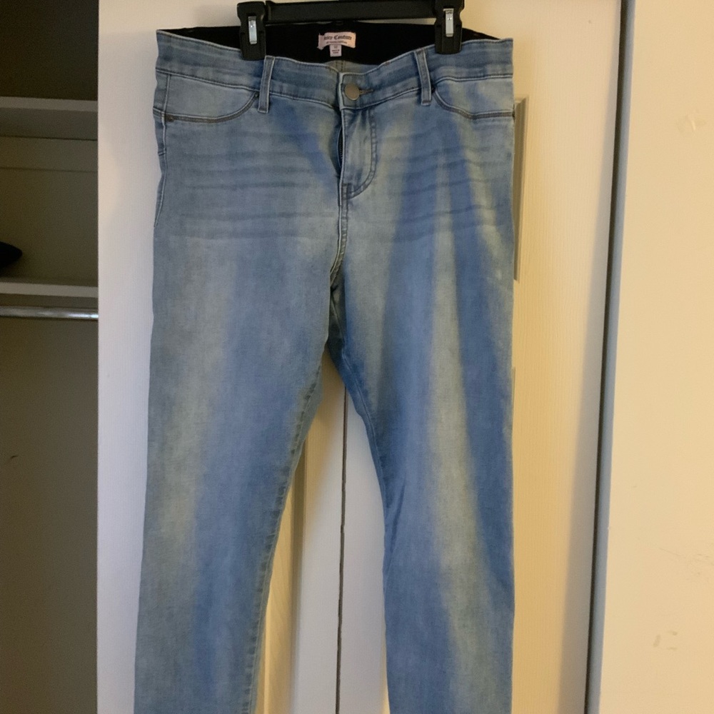Women’s size 12 Capri skinny